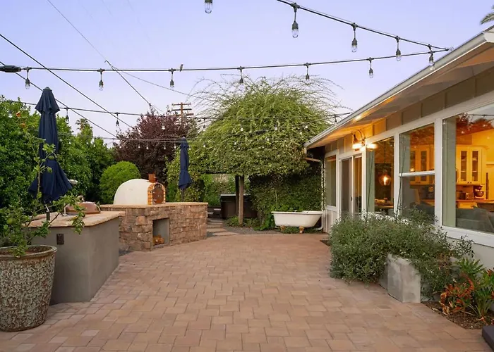 Old Town Farm-to-table - Gourmet Adventure With Pool Scottsdale